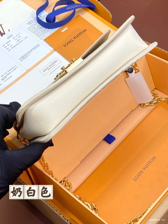 WIS Chain VUITTON Métis Wallet On LOUIS 0928